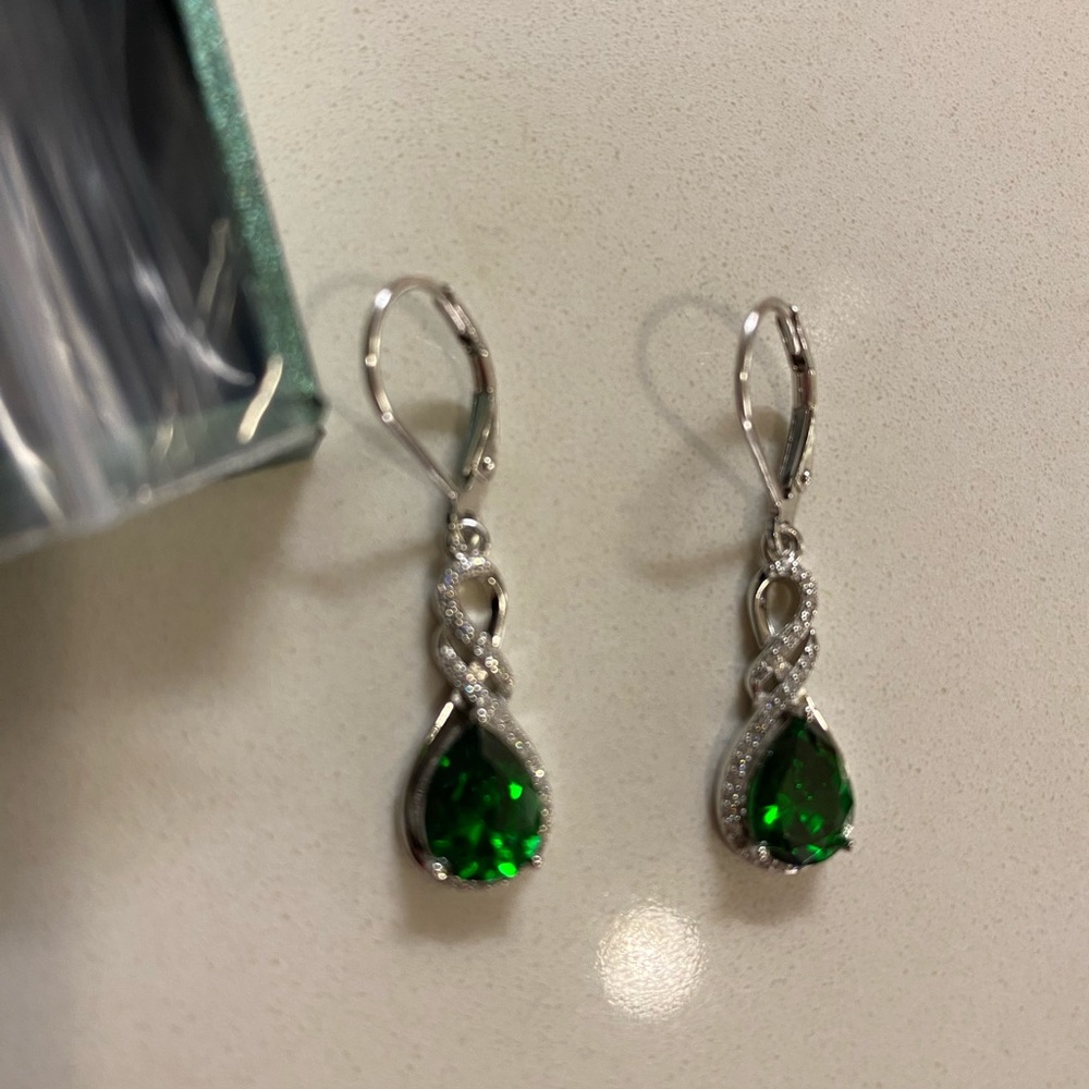 Stunning Green Gemstone Silver Earrings